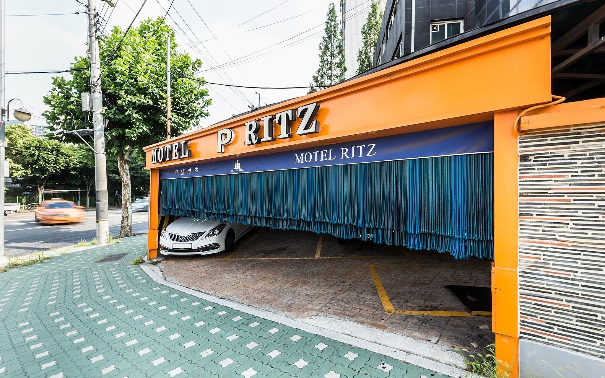 Ritz