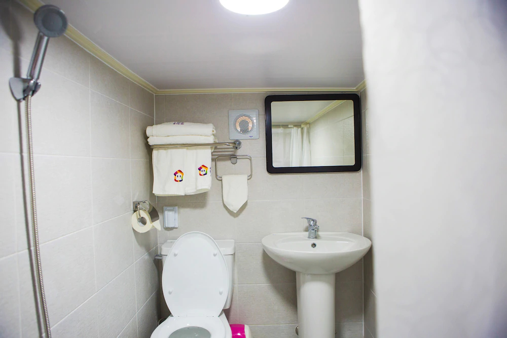 Riverside Guest House
