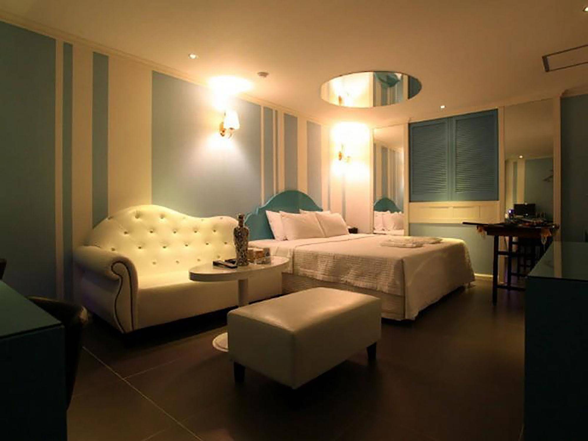 Rodeo Hotel