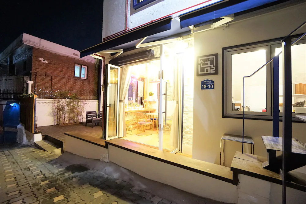 Seoul Cube Ewha Hostel