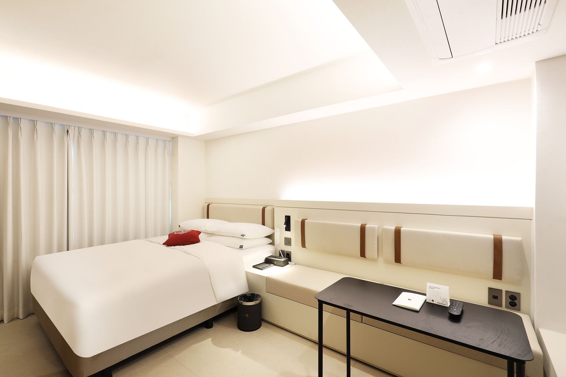 Seoul Inn Hotel by the Designers