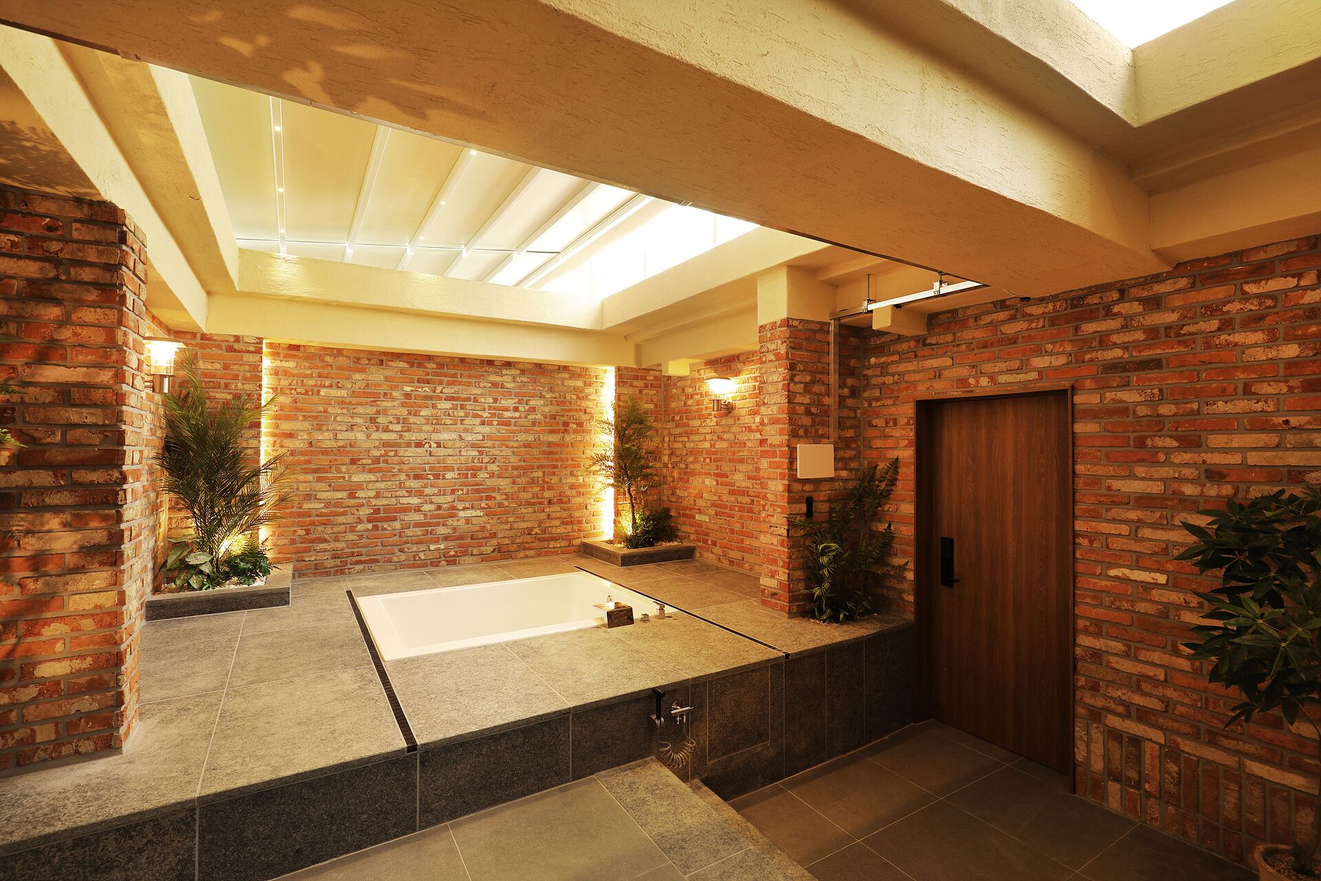 Seoul Inn Hotel by the Designers