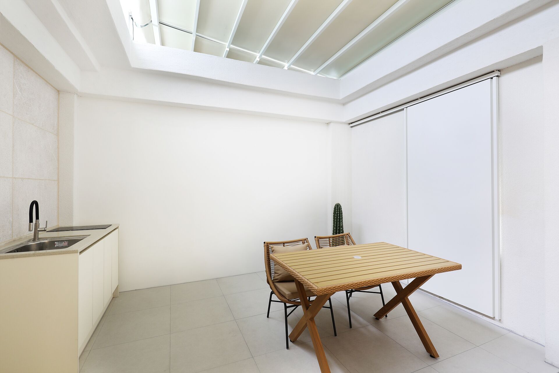 Seoul Inn Hotel by the Designers