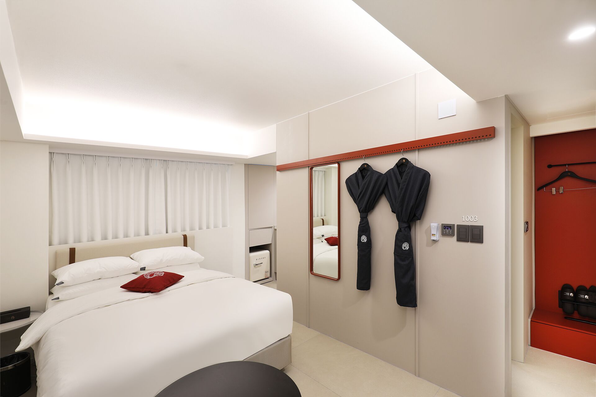 Seoul Inn Hotel by the Designers