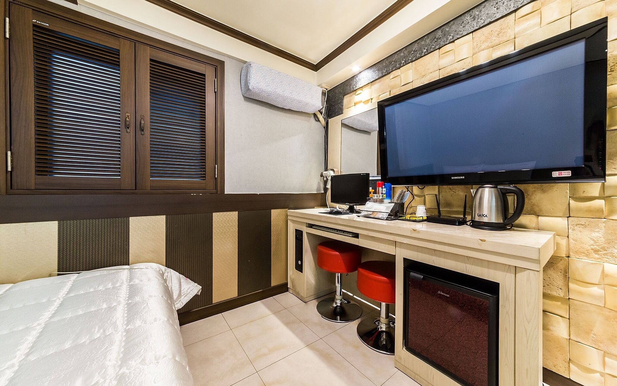 Seoul National University Angel