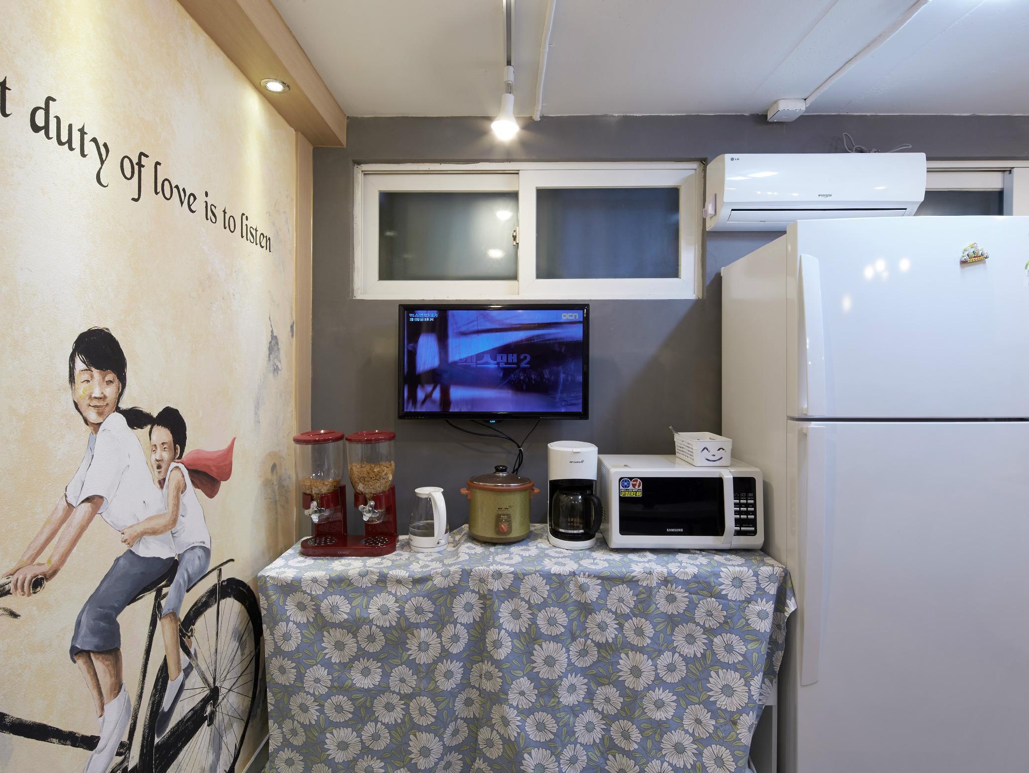 Seoul Station Pencil Hostel