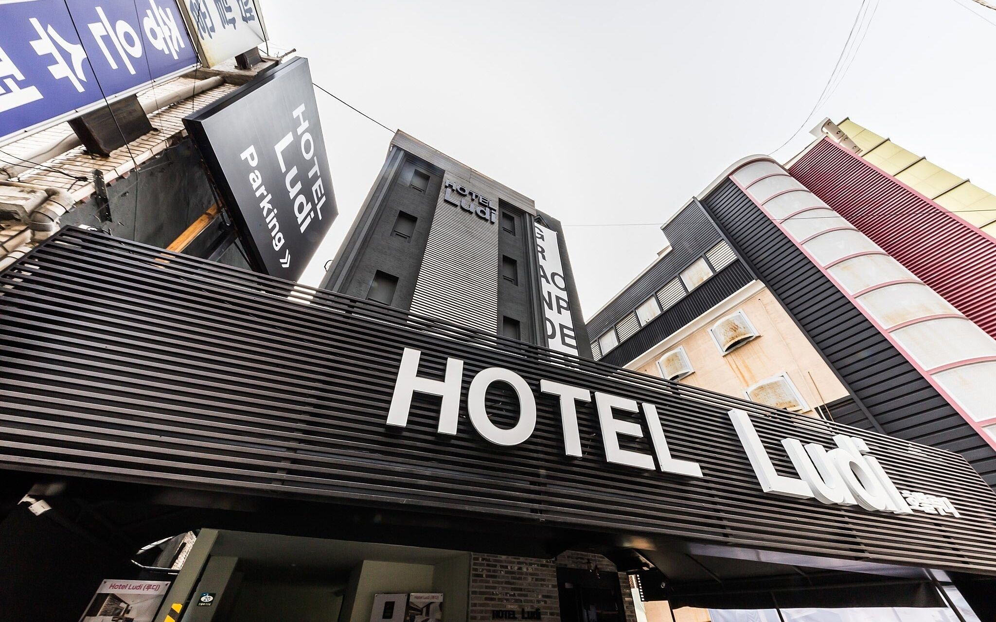 Shinchon Hotel Ludi