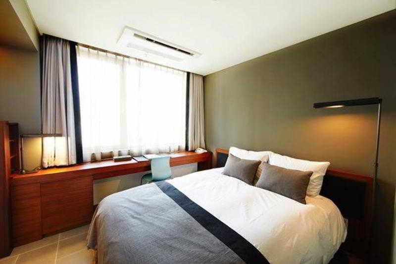 Shinshin Hotel Myeongdong