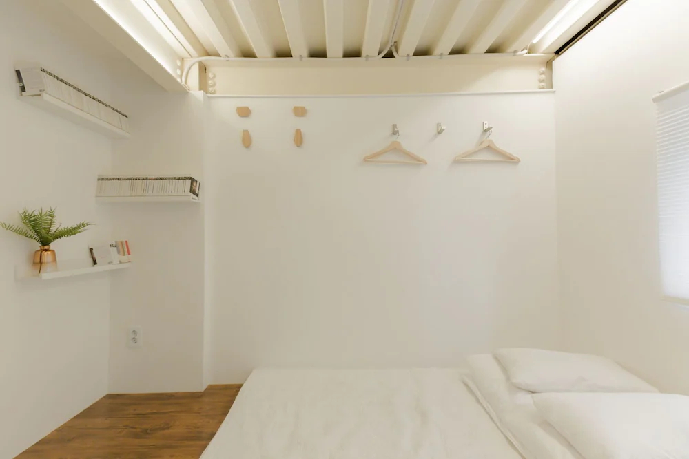 Sio Hostel L-Suite
