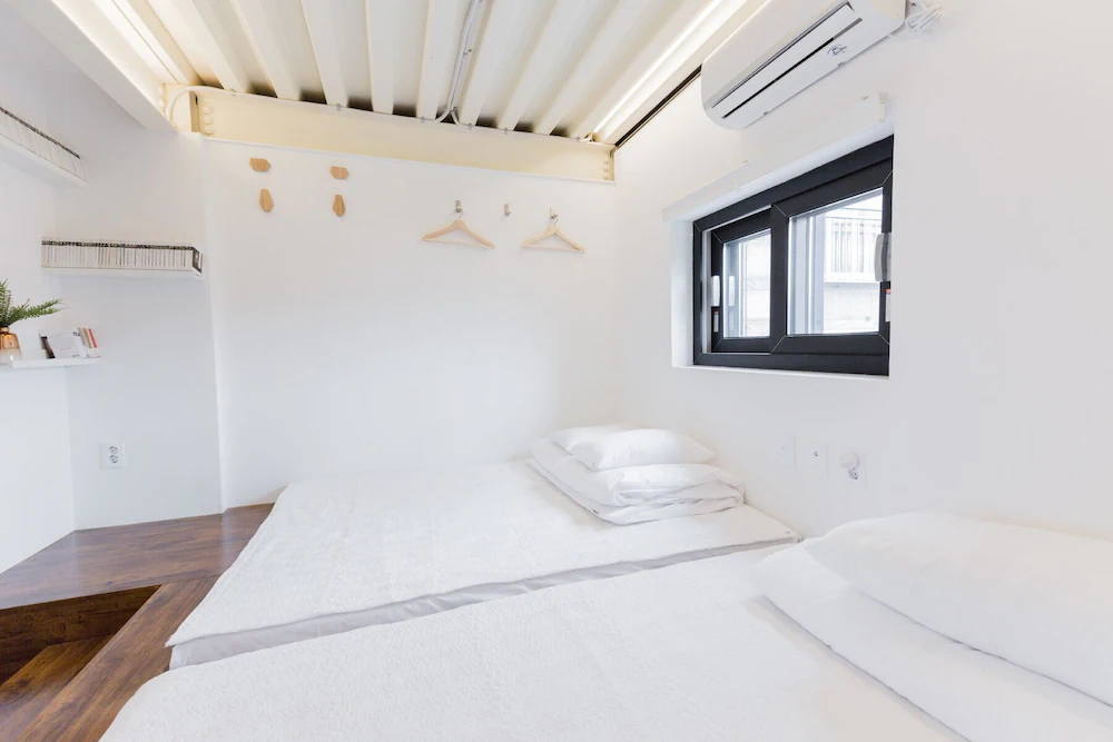 Sio Hostel L-Suite