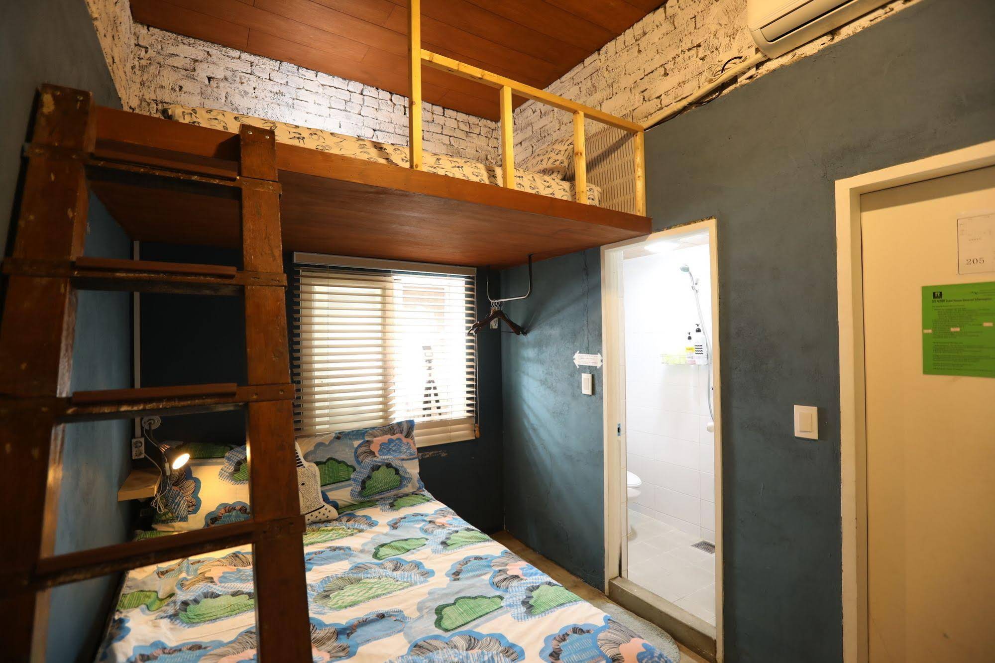 Sis N Bro Hostel