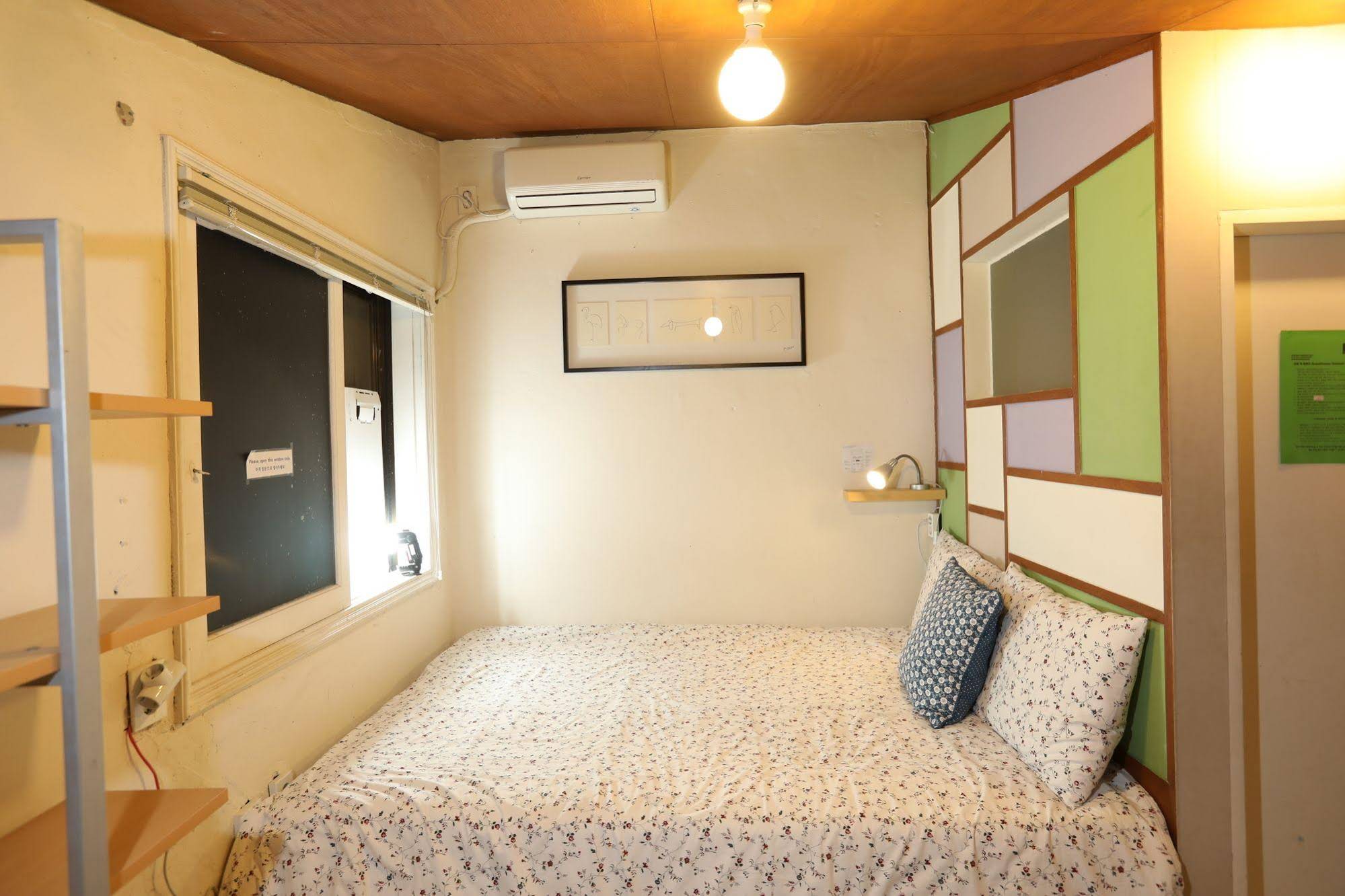 Sis N Bro Hostel