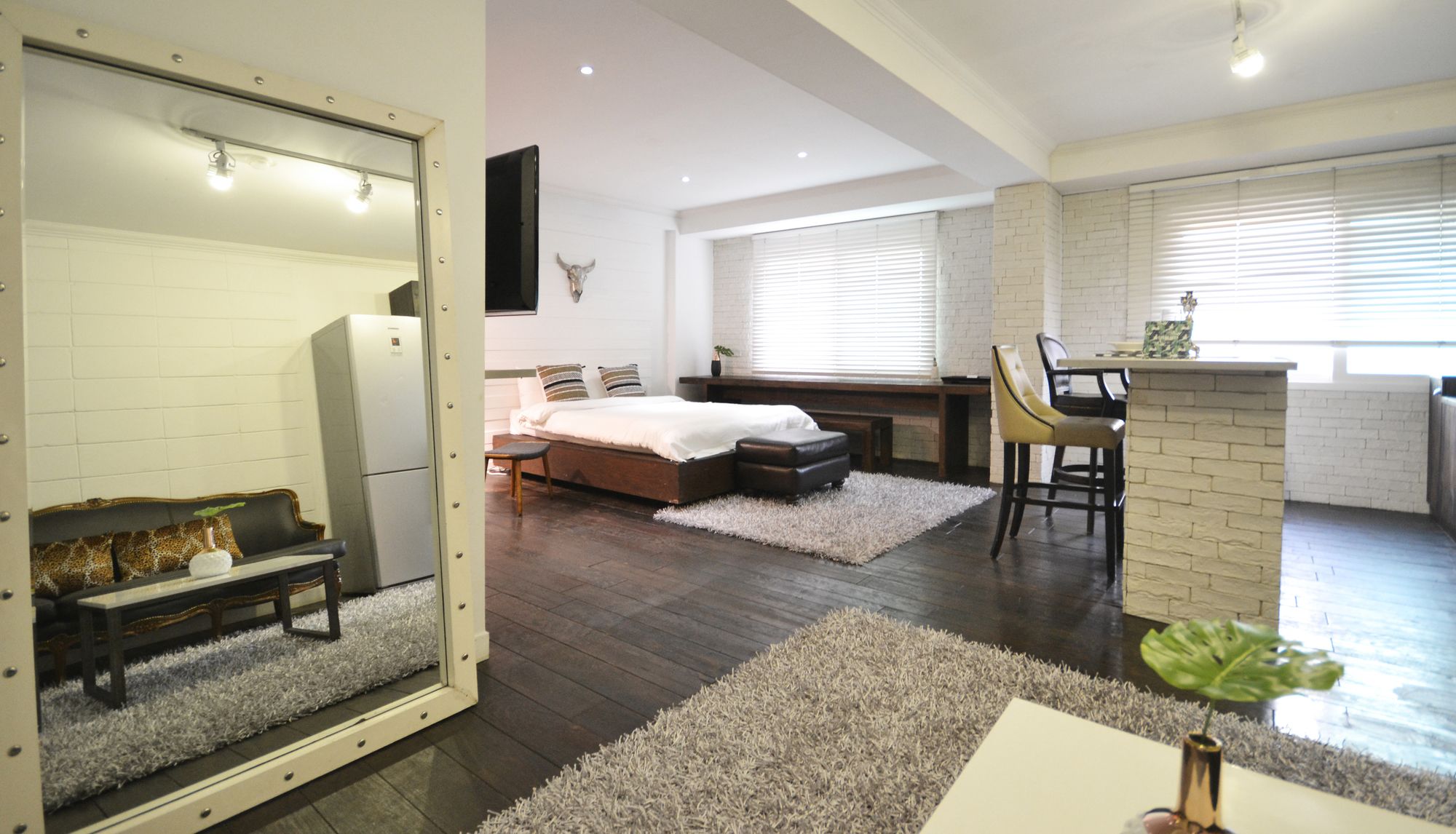 SLA Seoul Loft Apartments