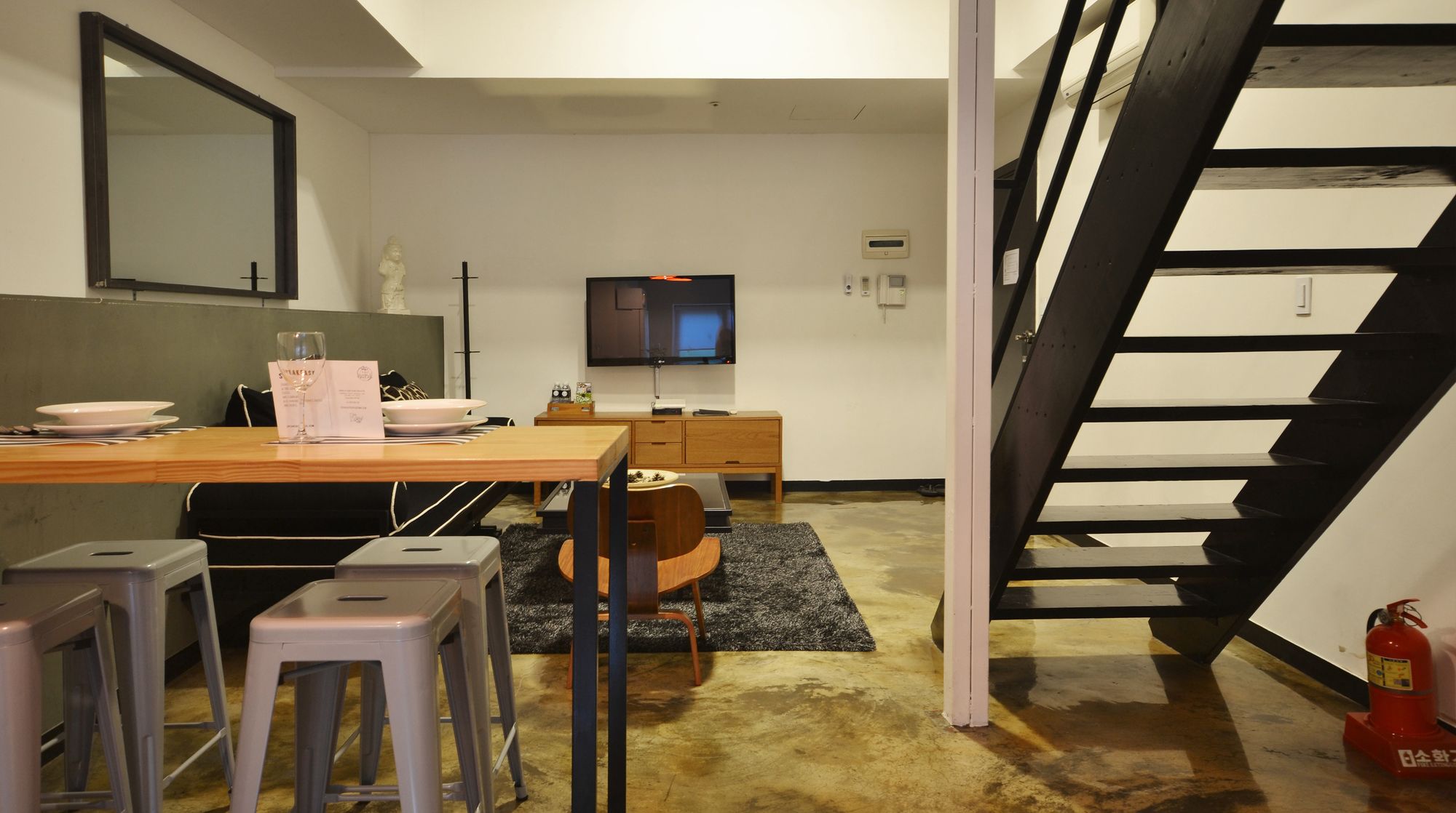 SLA Seoul Loft Apartments