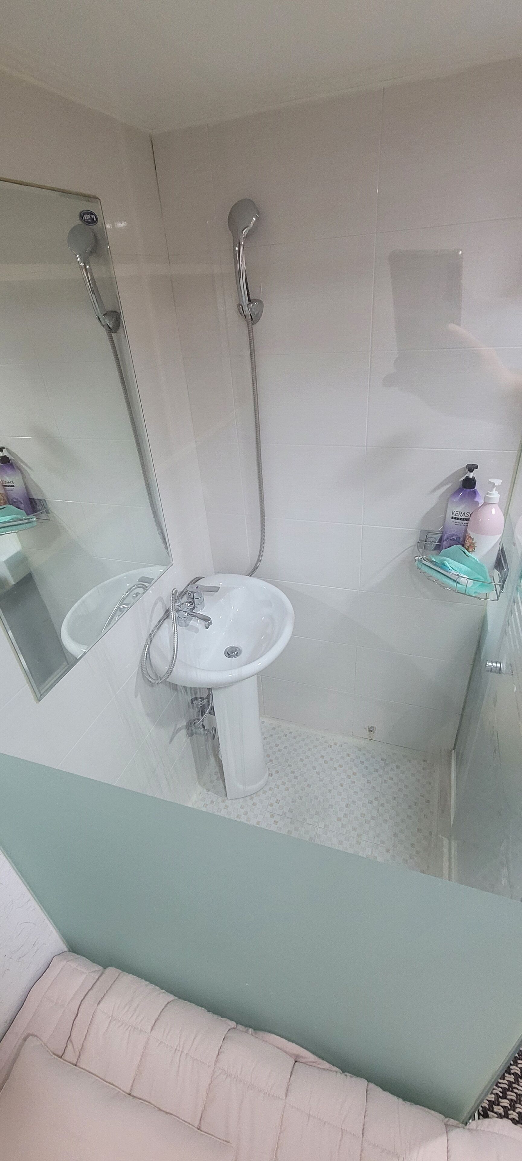 Snowflower Guesthouse