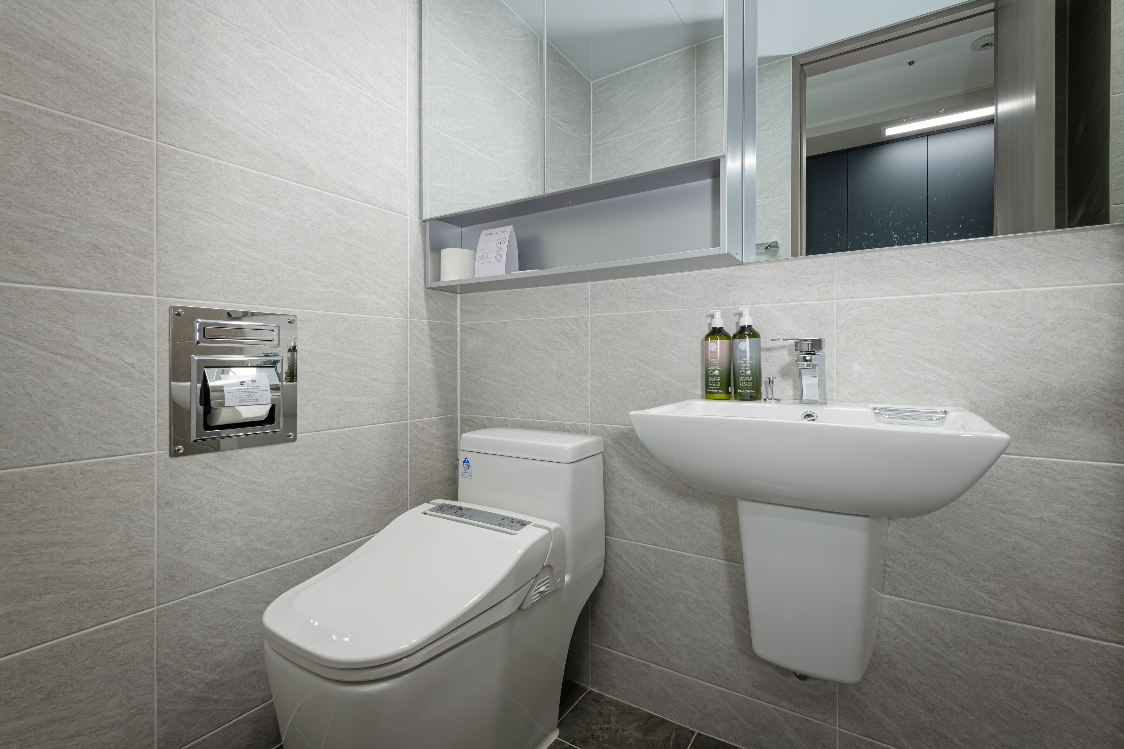 Sollago Myeongdong Hotel & Residence