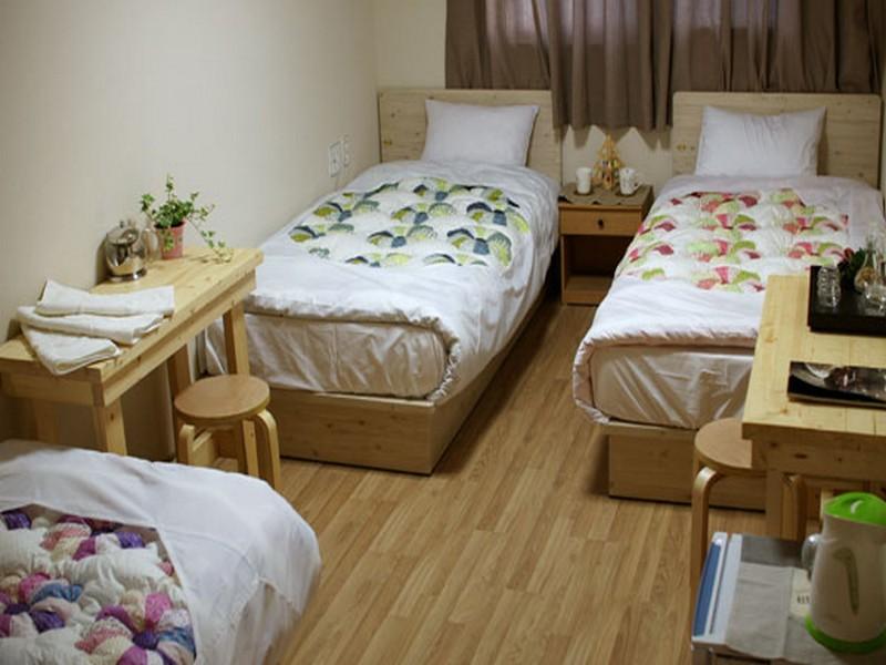 SS Guesthouse - Hostel