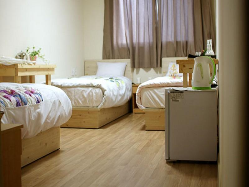 SS Guesthouse - Hostel