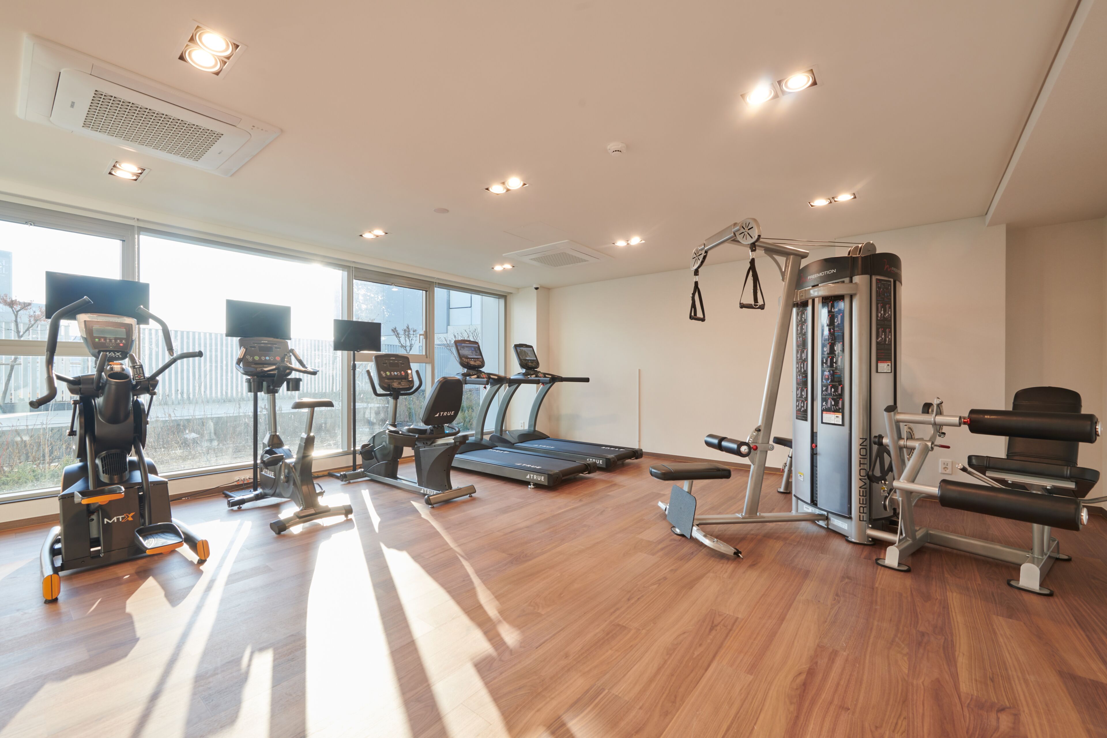 Stanford Hotel Myeongdong
