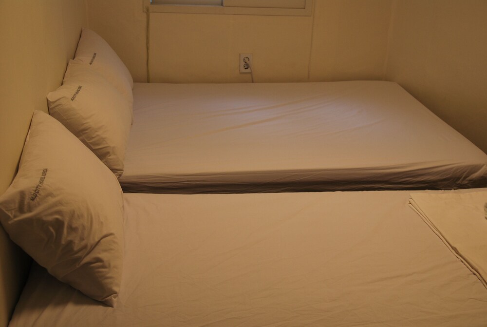 Star Hostel Myeongdong Ing