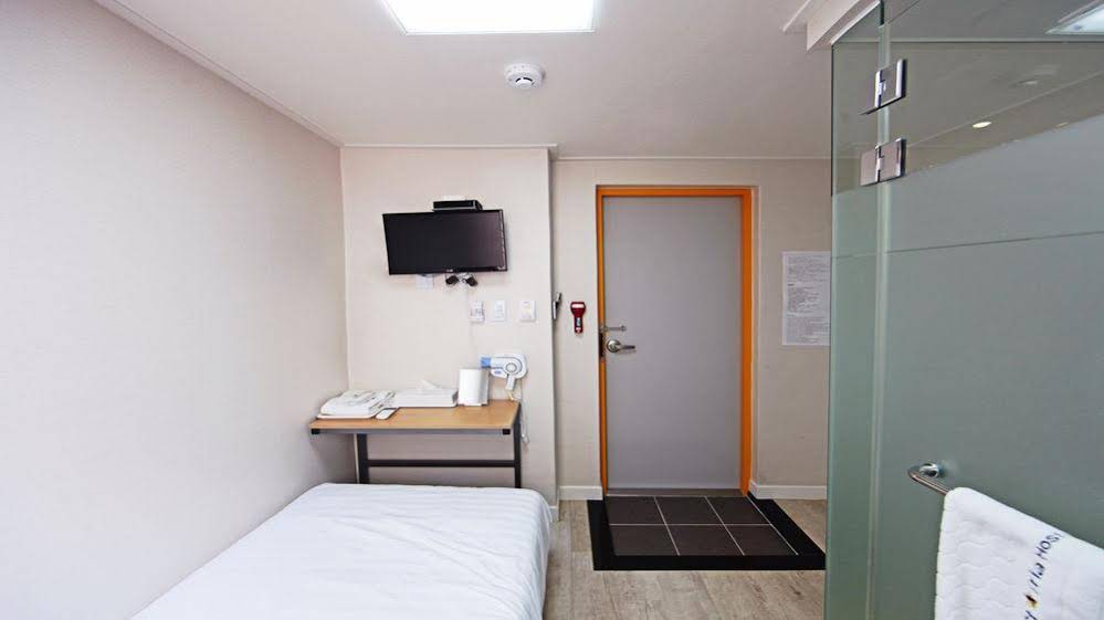 Starria Hostel