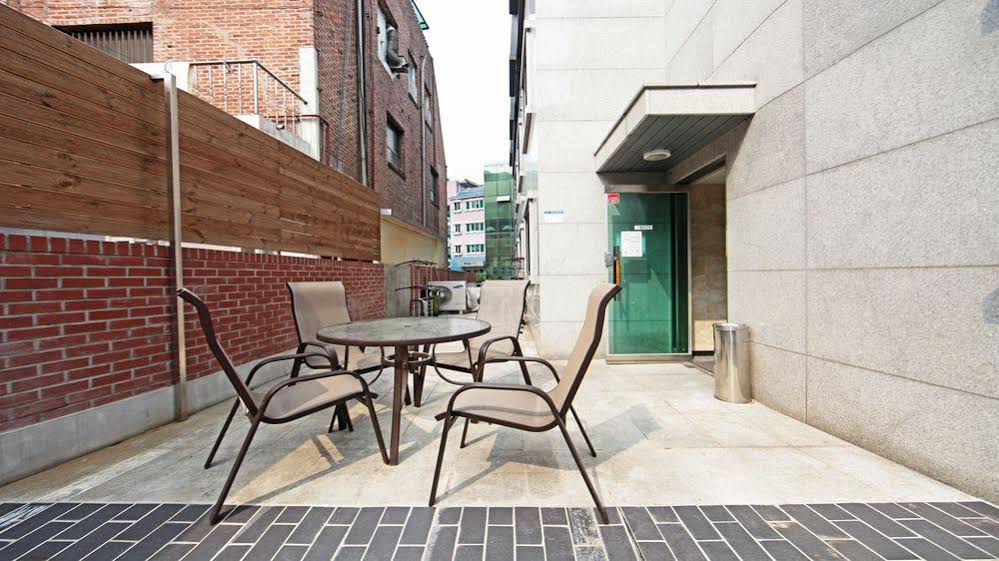 Starria Hostel