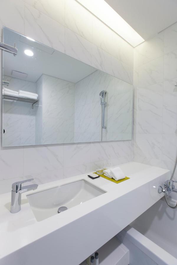 Stay B Hotel Myeongdong