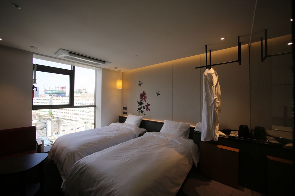 Stayrak Hotel