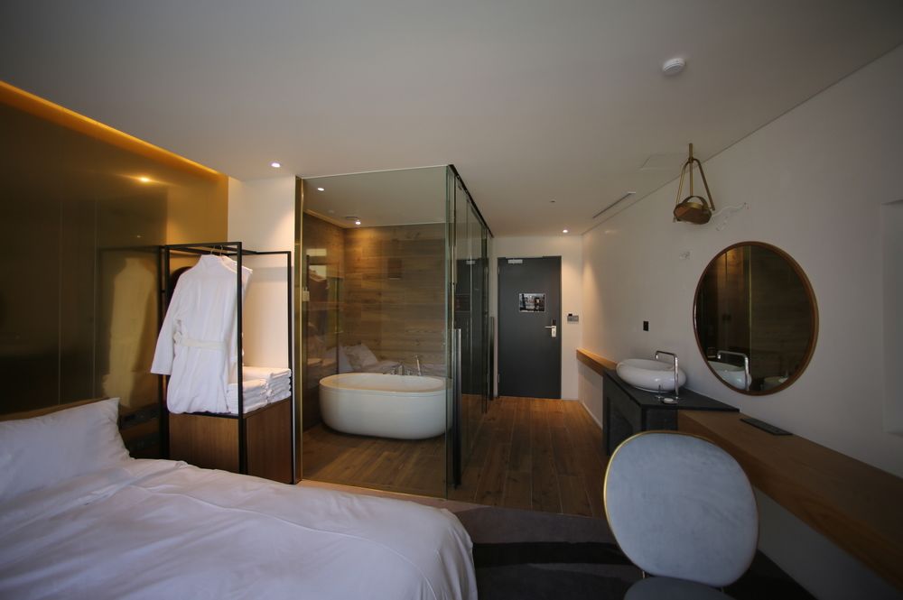 Stayrak Hotel