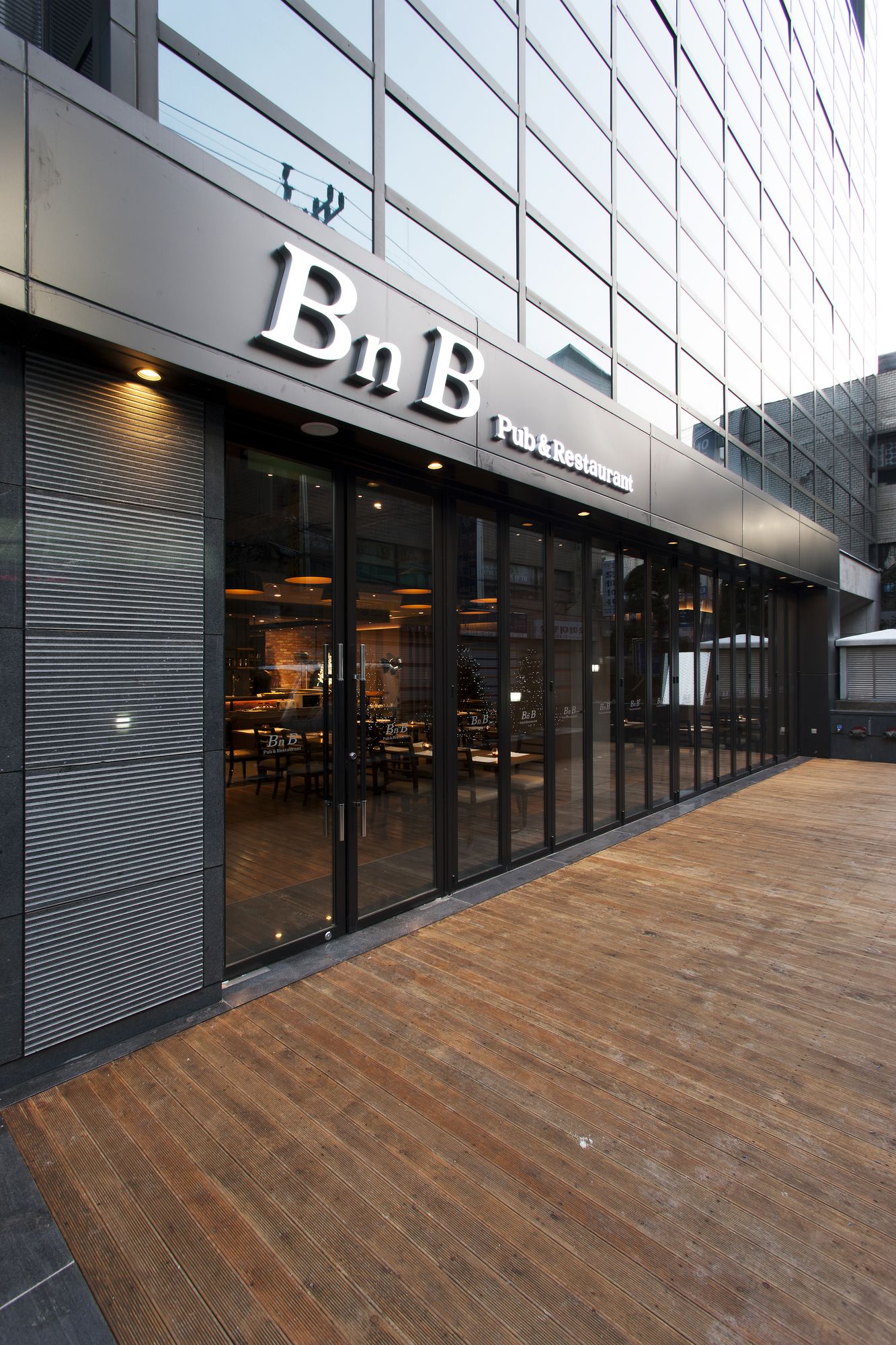 Staz Hotel Myeongdong 1