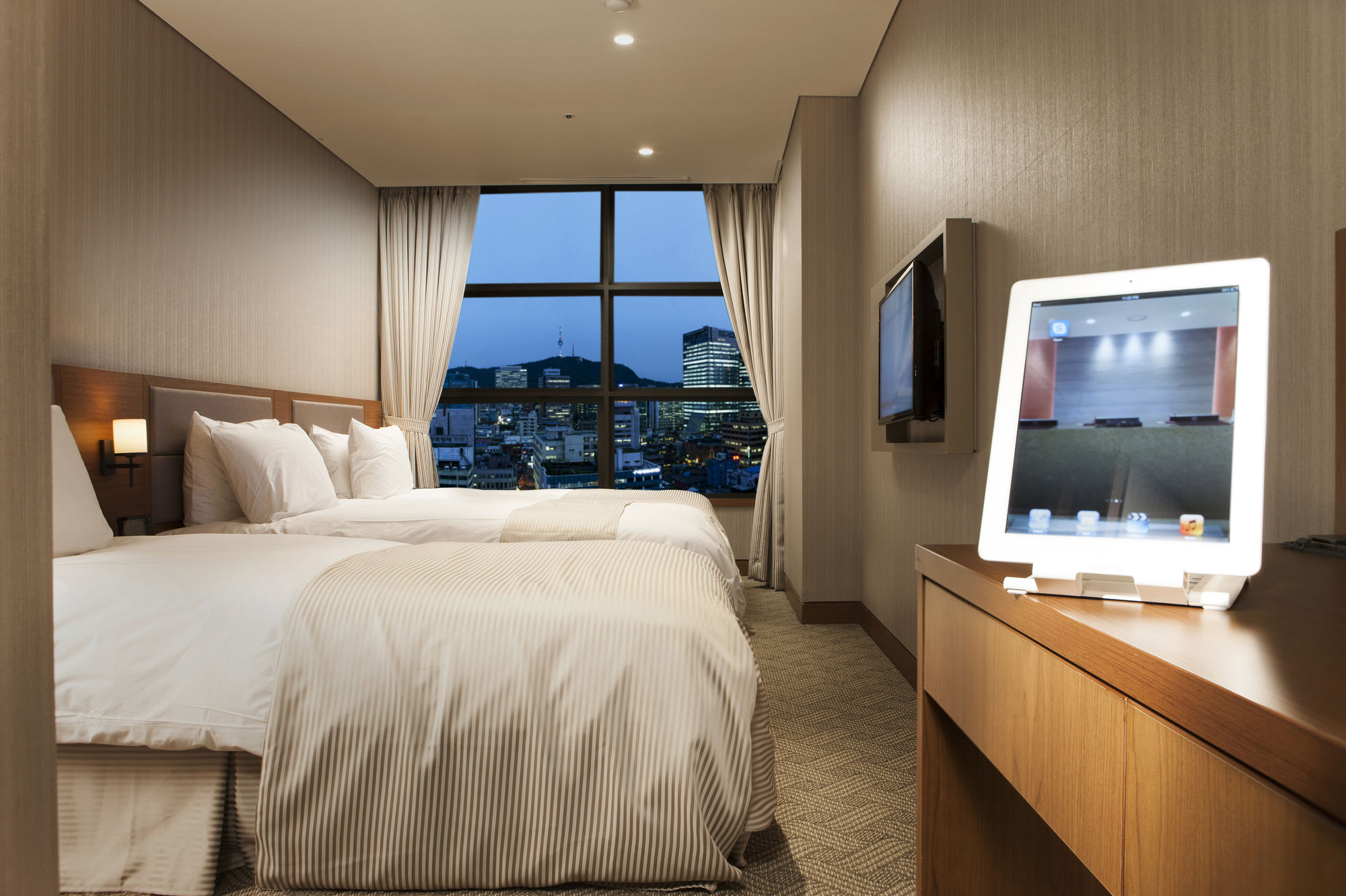 Staz Hotel Myeongdong 1
