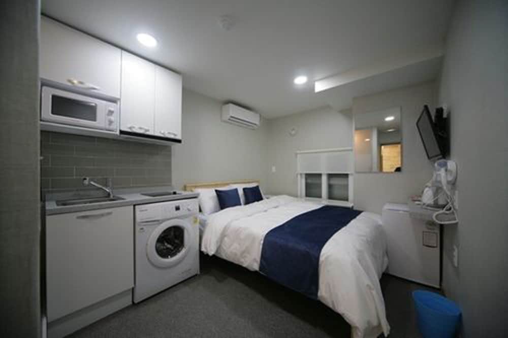 Stella Hostel