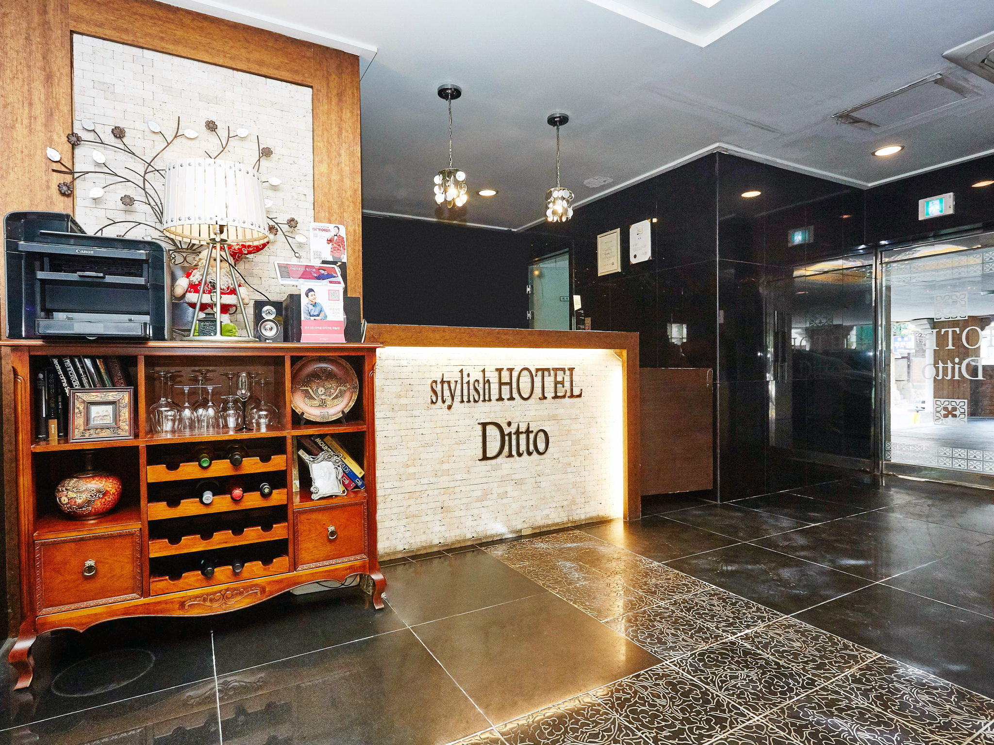 Stylish Hotel Ditto Sinchon