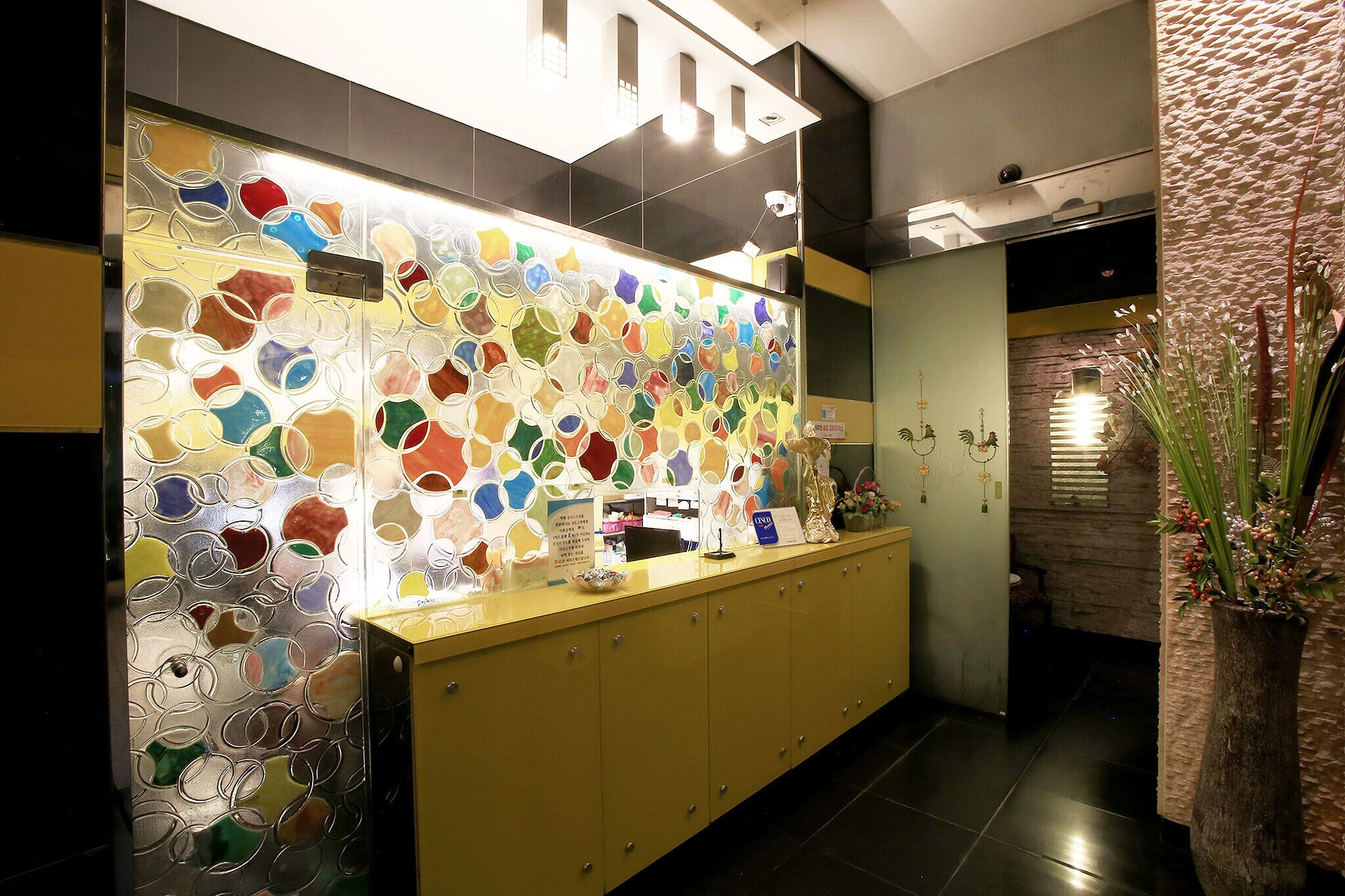Suyu Solid Hotel