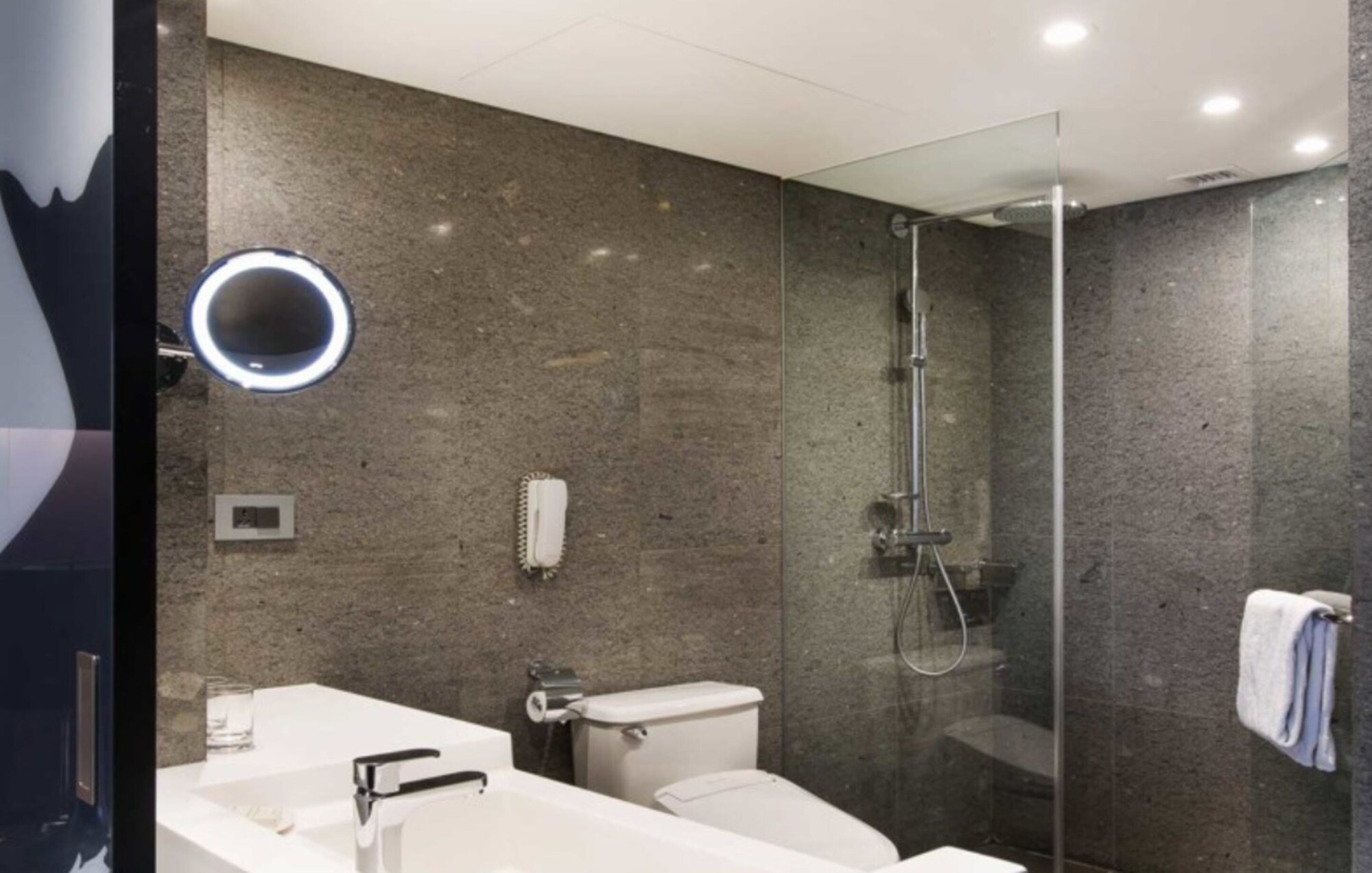 Swiss Grand Hotel Seoul & Grand Suite