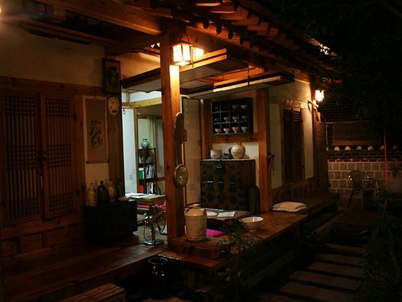 Tea Hanok Guesthouse