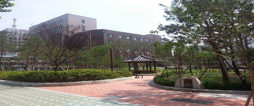 Ten-Q Global Residence