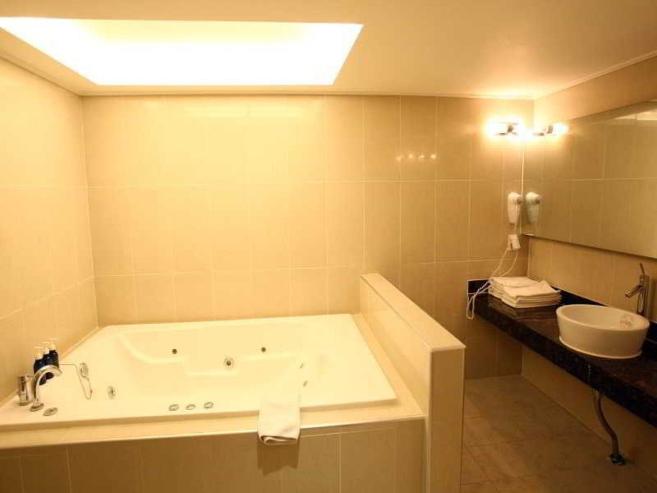 The California Hotel Seoul Seocho