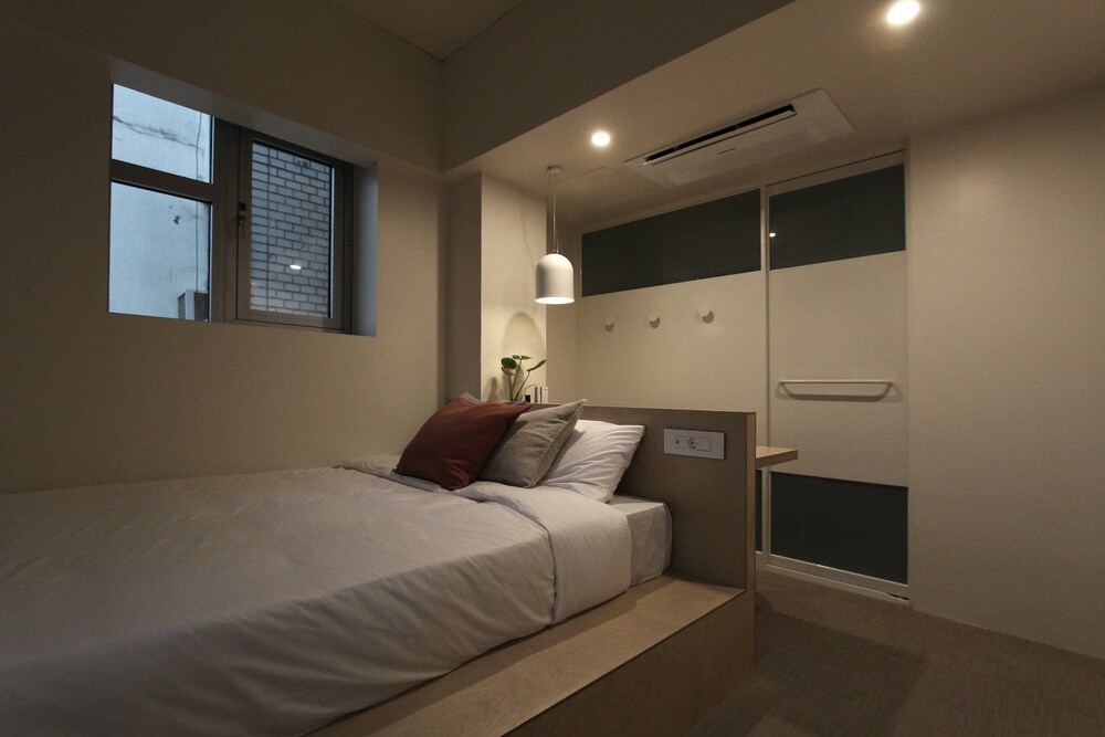Tong Tong Petit Hotel