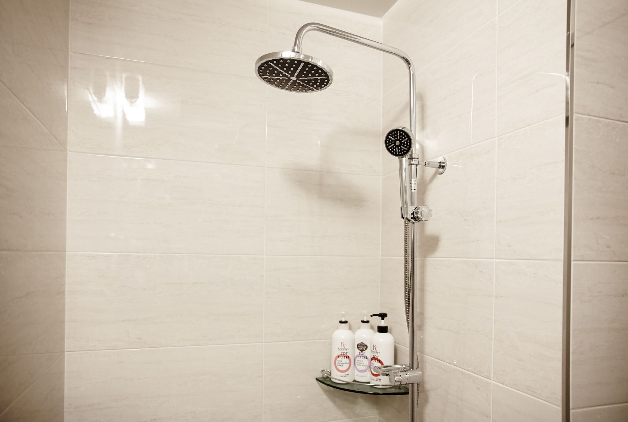 Top Hotel & Residence