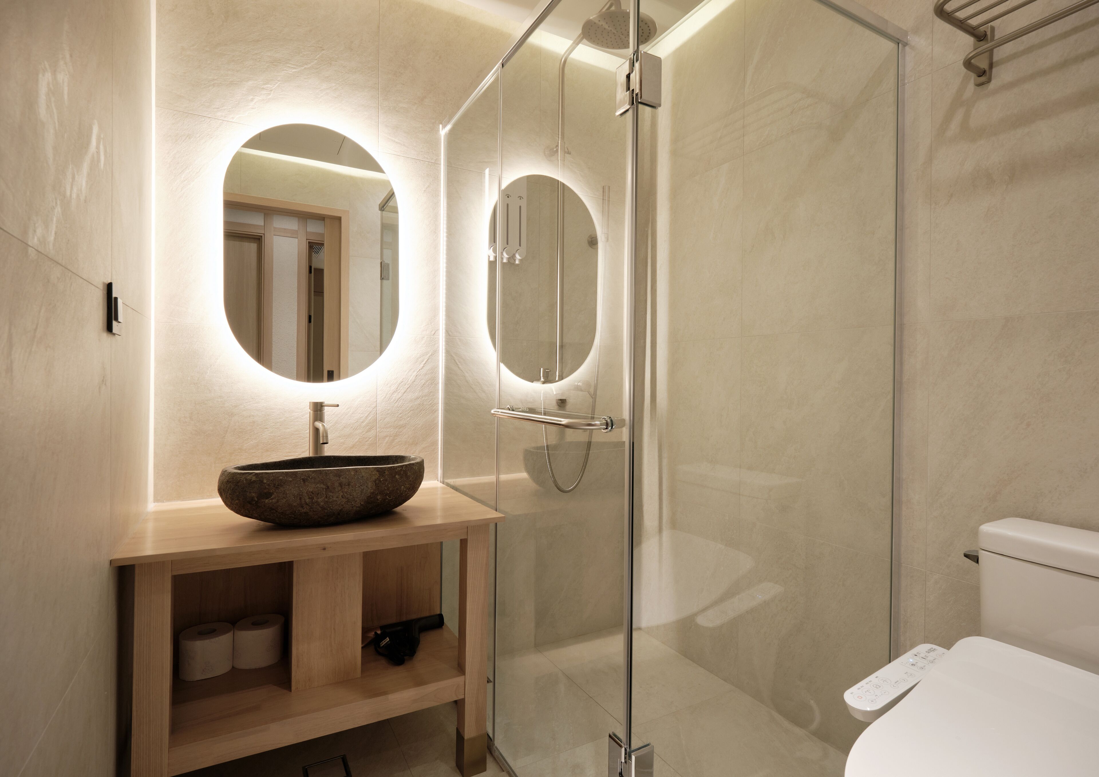 Uh Suite Central Seoul