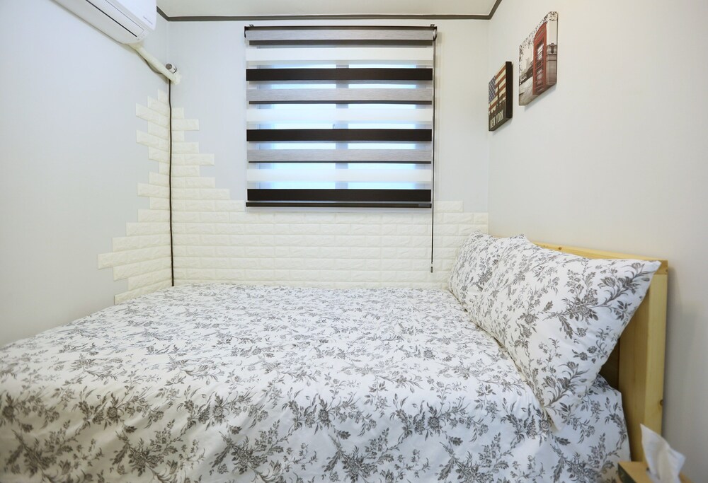 Ur Seoul Home