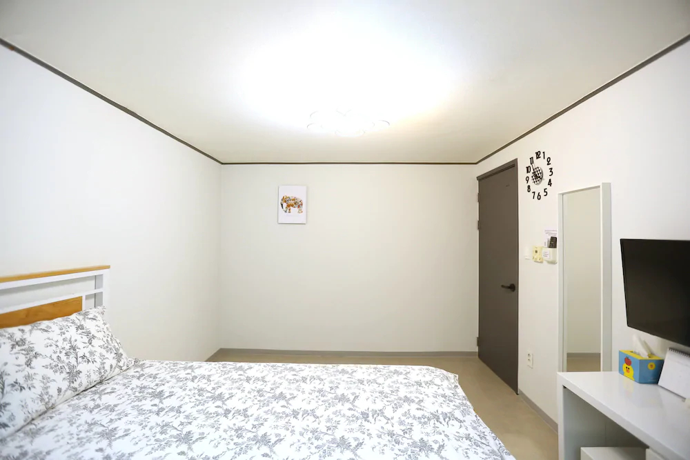 Ur Seoul Home