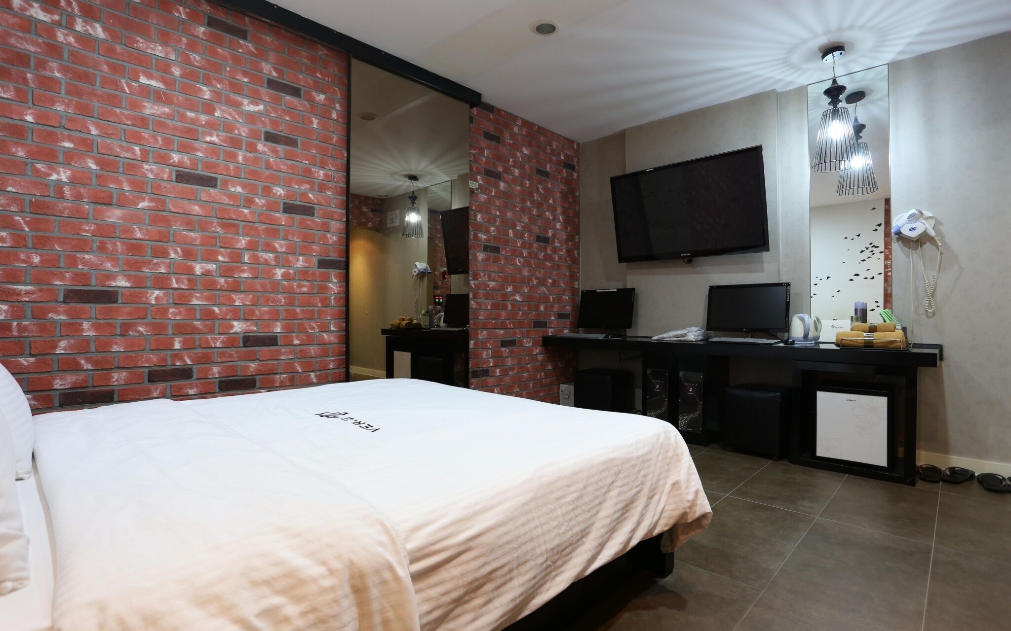 Ver.2 Motel