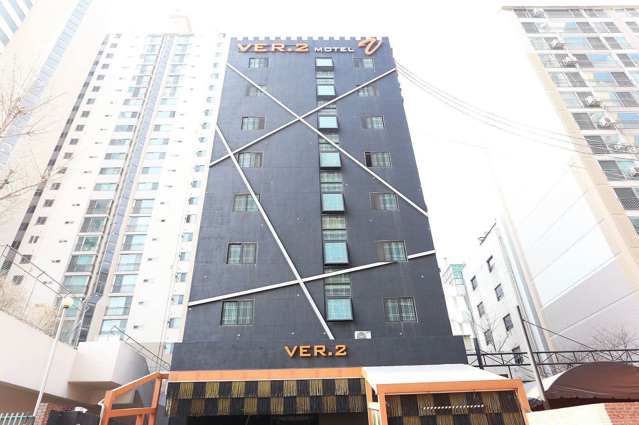 Ver.2 Motel
