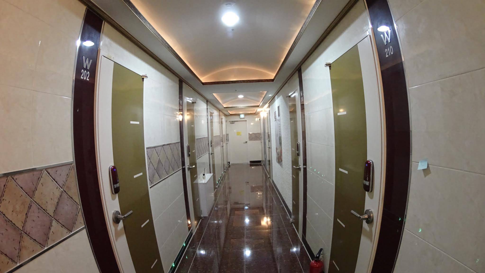 W House Guesthouse