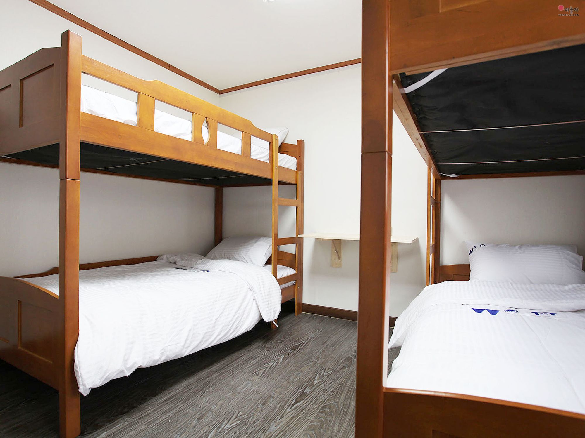 W mini hotel Hostel