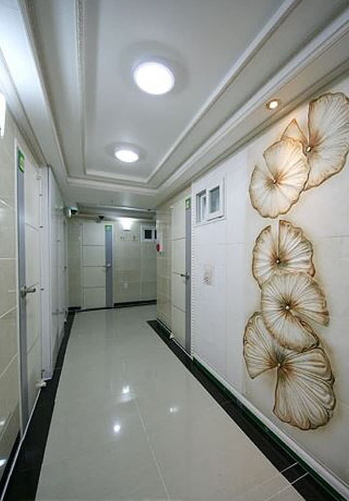 Yegreen House
