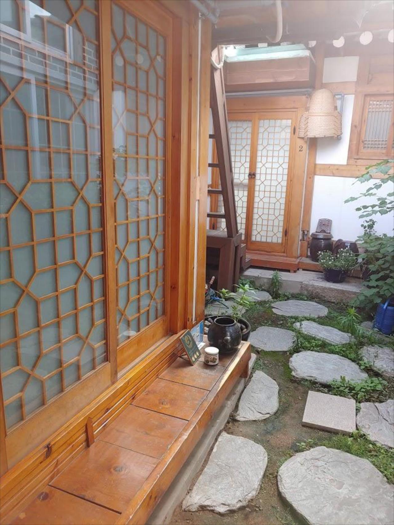 Yeonwoo Guesthouse