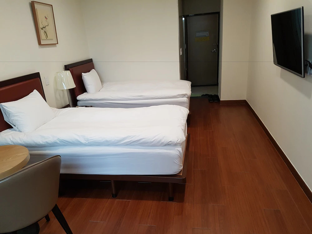 Youngbin Hotel